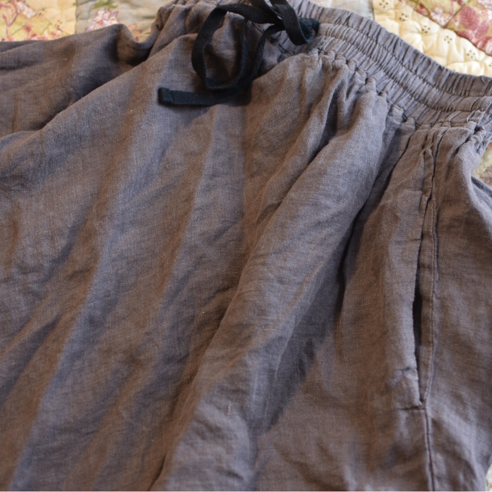 A-line linen skirt with elastic waist